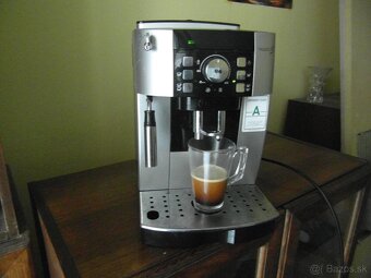 DeLonghi Magnifica S - 3