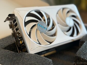 Gigabyte GeForce RTX 5060 Eagle OC white 8GB - nova, zaruka - 3
