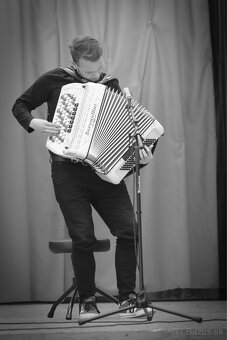 Harmonikár, Akordeonista, Oprava akordeónu - 3