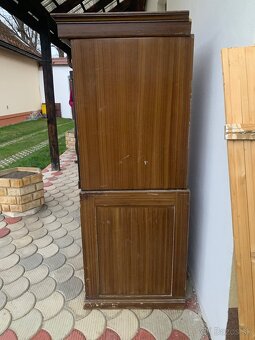 Funkčný starožitný trezor - 3