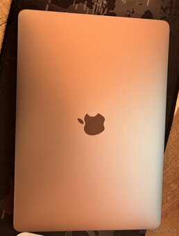 Predám MacBook Pro 13" Retina - 3