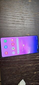 Samsung S10+ - 3