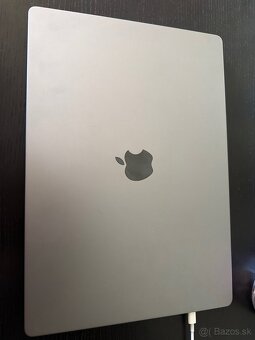 Predám MacBook m1 max 16 1tb 32gb - 3