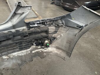 Predny naraznik mb B - 3
