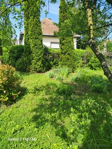 Úžasná záhrada, dobrá lokalita, menší dom v MÉRA– reality Ma - 3