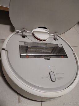 Roboticky vysavac Xiaomi - 3