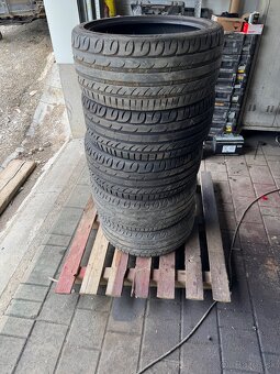 255/35 R19. 5x112 - 3