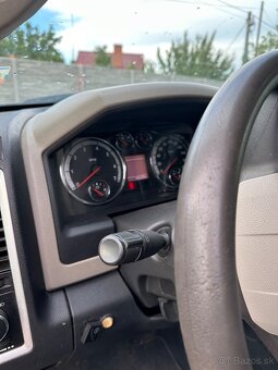 Dodge ram 1500 5.7+lpg - 3
