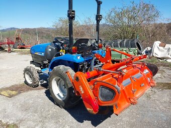New Holland tc24d - 3