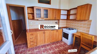 NA PREDAJ 2-IZBOVÝ BYT S BALKÓNOM - 3