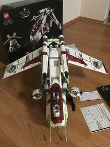 LEGO Star Wars 75309 UCS Republic Gunship - 3