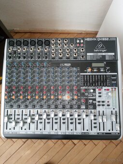 Aktívne reproboxy Behringer - 3