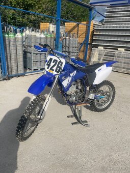 Predám Yamahu YZF426 - 3