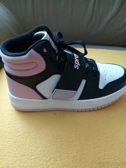 Tenisky " sprandi " 33 - 3