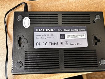TP-LINK TL-SG1008D – 8-portový Gigabitový Switch - 3