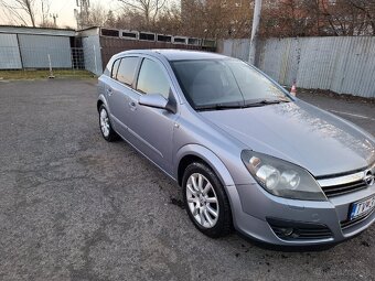 Opel Astra 1,6 77kw - 3