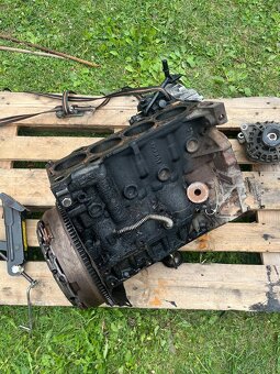 Blok motora 2,3 iveco - 3