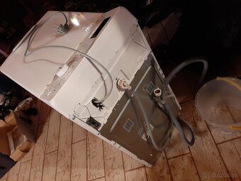 Predám 3 ročnú AUTOMATICKÚ PRAČKU INDESIT na 6 kg - 3