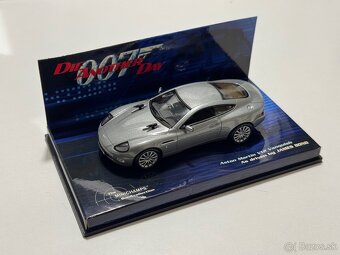 Aston Martin V12 Vanquish 1:43 – Minichamps (James Bond) - 3