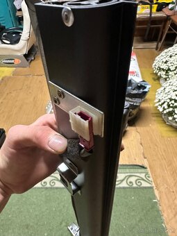 BMW E46 elektricka sťahovacia roleta na zadné okno - 3