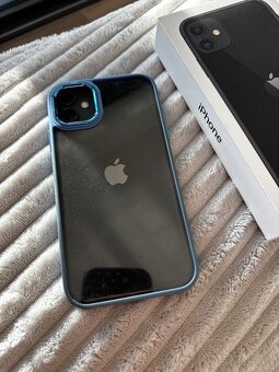 iPhone 11 , 64GB - 3