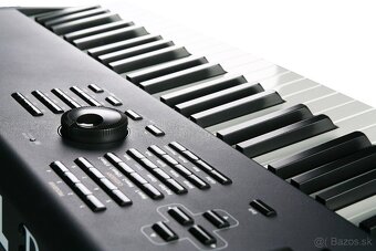 Kurzweil PC3X + Kore 64 - 3