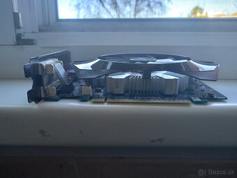 Gigabyte GeForce GV-N650OC-1G - 3