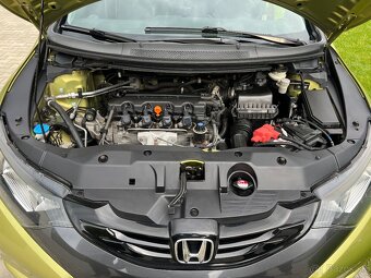 Honda Civic 1.8 i-vtec - 3