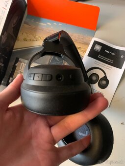 JBL TUNE 710BT - 3