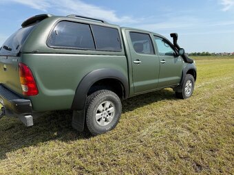 Toyota Hilux 2,5 D4D - 3