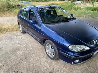 Renault Megan - 3