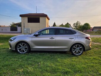 Hyundai i30 Fastback 1.4 T-GDi Style - 3