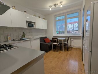 1-izb.byt 40m2-zariadený-centrum mesta na pešo-Trieda SNP - 3