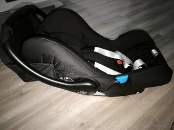 Autosedačka Britax Römer+základňa Isofix - 3