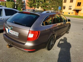 ŠKODA Superb Combi 1.6 TDI Comfort GreenLine - 3