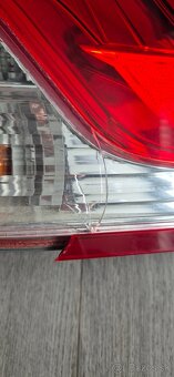 Zadné svetlo honda CRV - 3