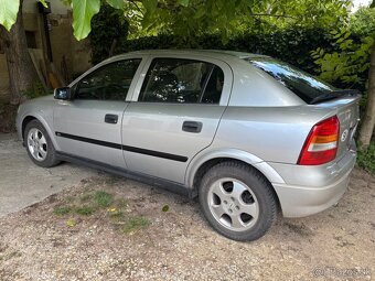 Opel Astra 1.6 16V - 3