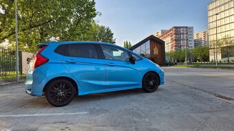 Honda Jazz 1.5 i-VTEC Dynamic - 1.majiteľ/SK - 3