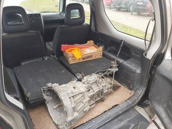 Suzuki Jimny - 3