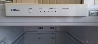Chladnička s mrazničkou Samsung - 3