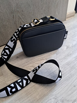 Karl Lagerfeld crossbody kabelka - 3