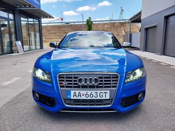 Audi S5 Coupé 4.2 FSI Quattro Manuál - 3