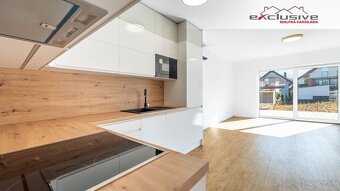 4 - IZBOVÝ RODINNÝ DOM - TRNKOV, 110 M2, TERASA, POZEMOK 335 - 3