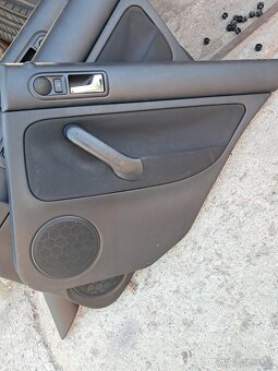 Predám tapacíre golf 4 - 3