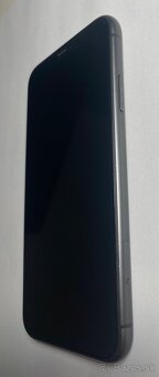 iPhone 11, batéria 88% - 3