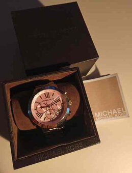 Dámske náramkové hodiny - 3