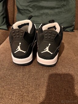 Air Jordan 4 retro - 3