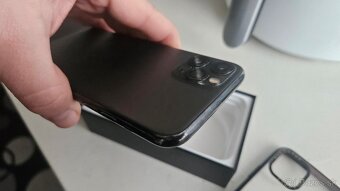 Apple iPhone 11 Pro 64GB - 3