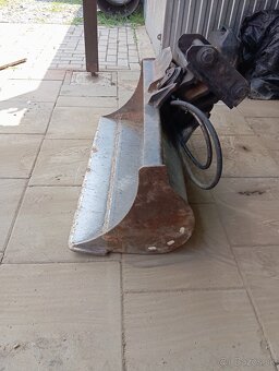 Hydraulická svahovačka - 3