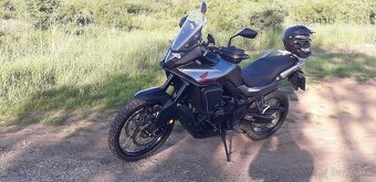 Honda Transalp 750 - 3